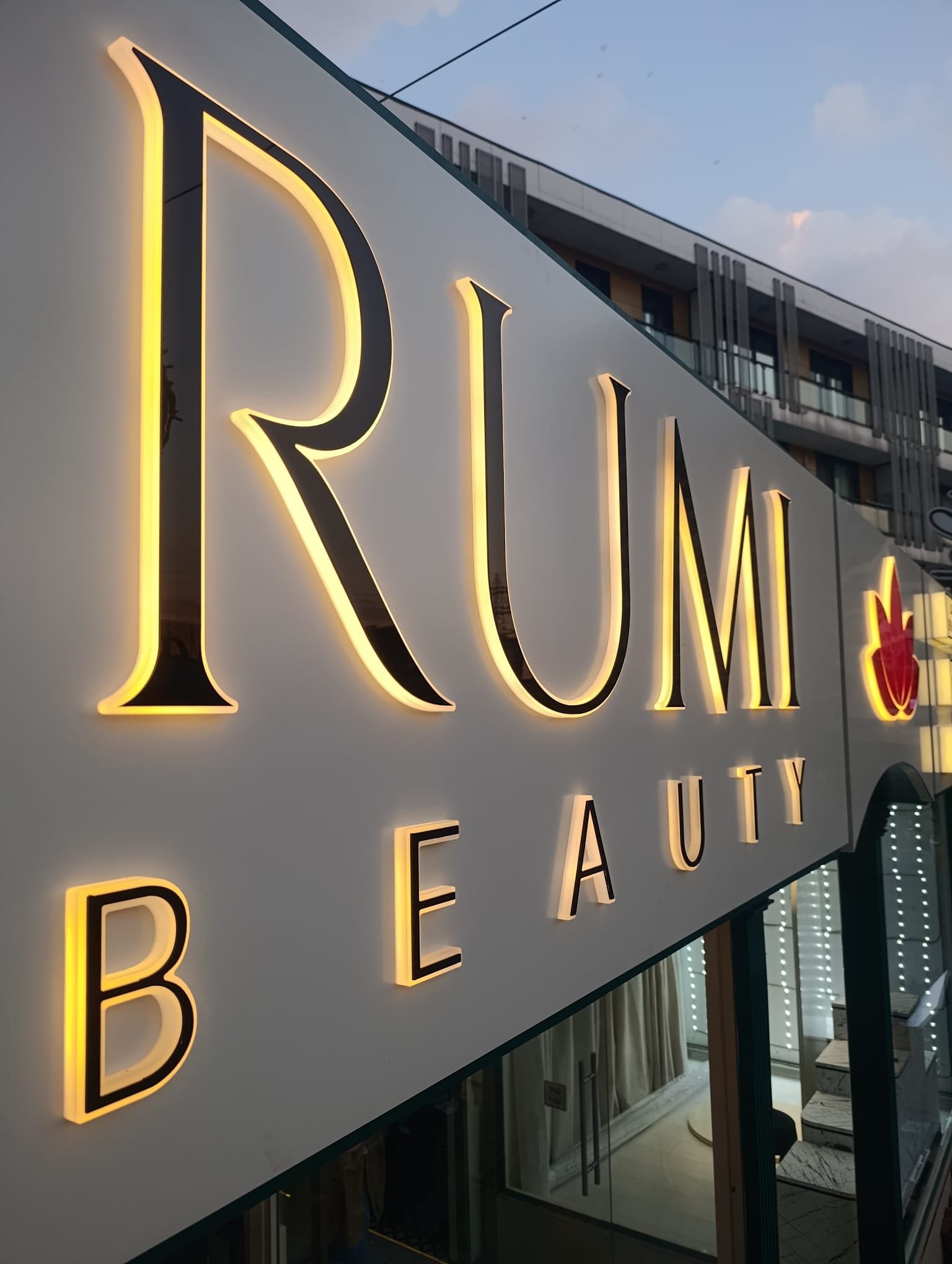 En Uygun Tabela - Işıklı Kutu Harf - İstanbul Tabelacısı